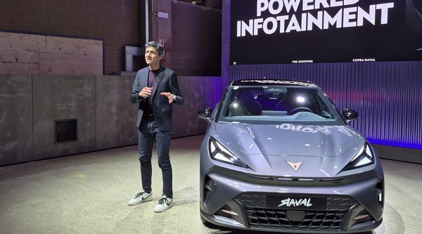 Carlos Galindo: «Το Raval ανοίγει νέους ορίζοντες στην CUPRA - Στόχος μας η νέα γενιά οδηγών»