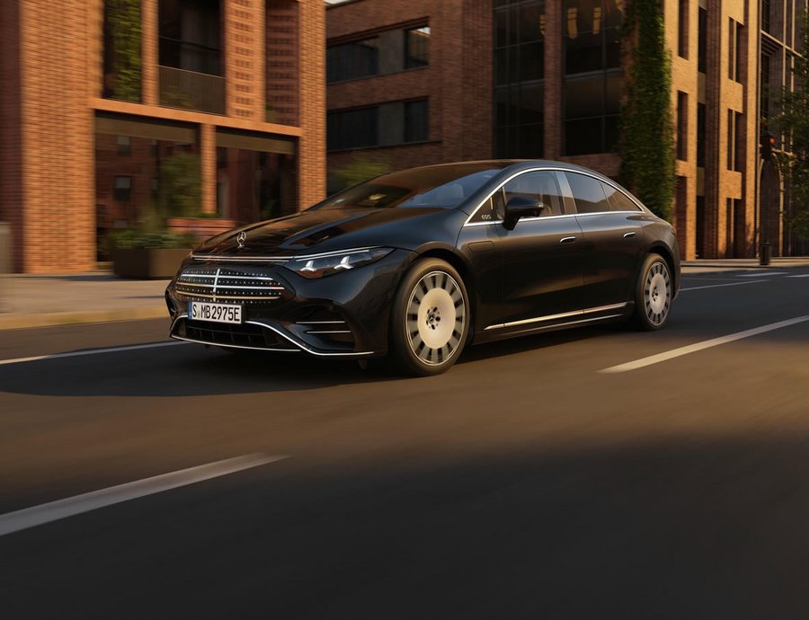 Αποκαλυπτήρια για τη νέα Mercedes EQS - Με τιμόνι yoke και 926 km αυτονομίας (photos)