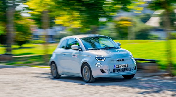 Fiat 500: Όλες οι αναβαθμίσεις που έρχονται το 2027 - Πότε παρουσιάζεται η νέα γενιά