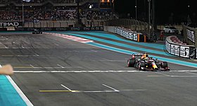 F1: Πρώην αγωνοδίκης δικαιολογεί τον Masi: «Δεν έκανε τίποτα λάθος στο Άμπου Ντάμπι»