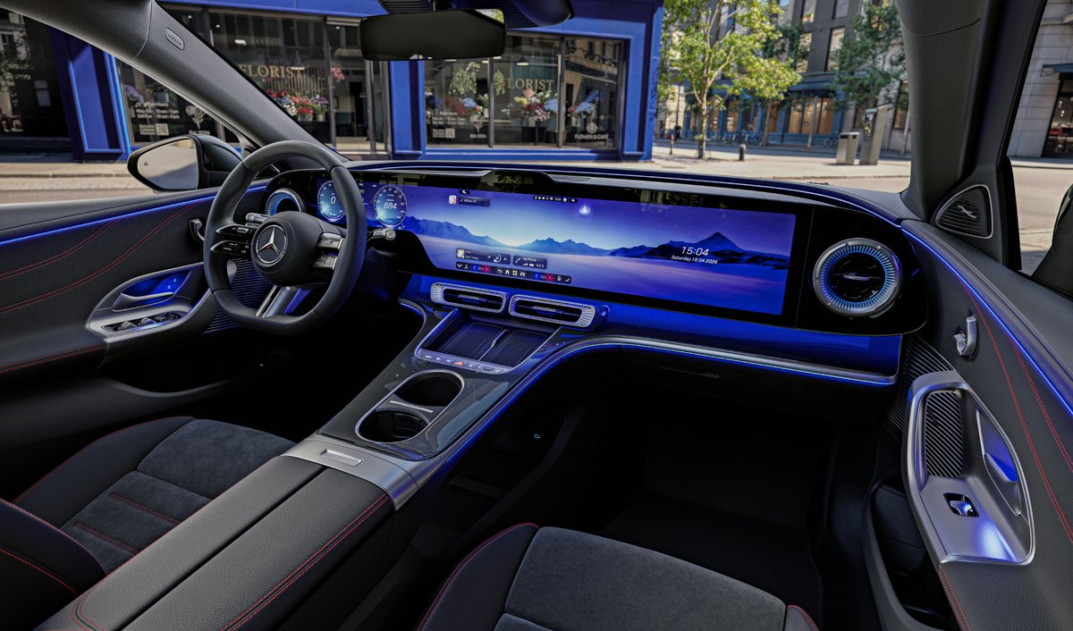 Mercedes: Η νέα C-Class αποκαλύπτει για πρώτη φορά το εσωτερικό της (photos)