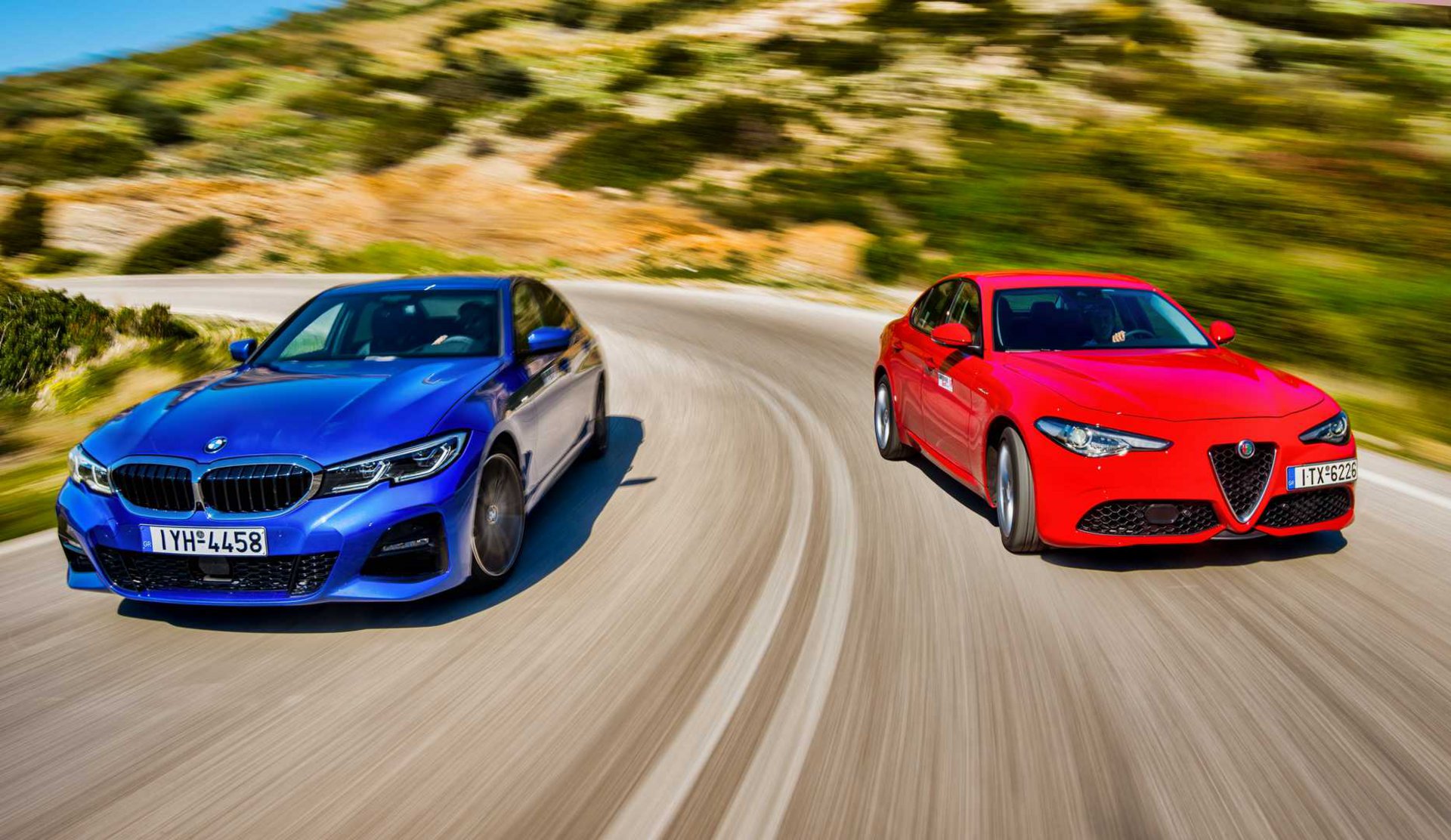 Το νέο τεύχος του Car and Driver κυκλοφορεί αυτό το Σάββατο! (video)
