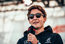 Ο Russell για τα σενάρια φυγής του Verstappen: «Η Formula 1 είναι μεγαλύτερη από τον οποιονδήποτε»