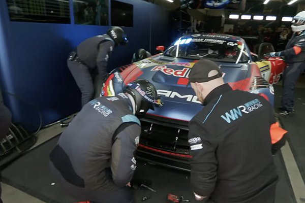 Verstappen: Εγκατέλειψε από την κορυφή με ζημιά και χάνει την pole για τον 24ωρο στο Nurburgring (videos)