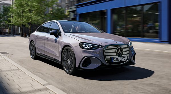 Πρεμιέρα για τη νέα Mercedes C-Class: Με 489 PS και 762 km αυτονομίας (photos)