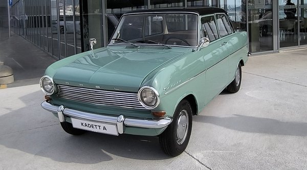 Opel Kadett: Ένα test drive με χρονοκάψουλα...