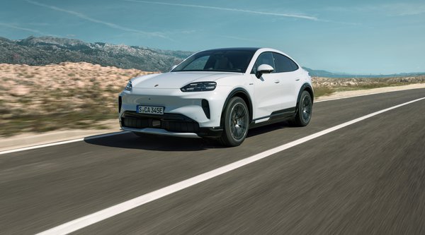 Porsche Cayenne Turbo: Πόσο κοστίζει στην Ελλάδα η Coupe έκδοση των 1.156 PS