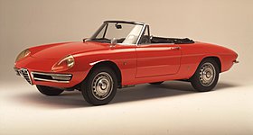 Alfa Romeo Spider Duetto: Συνεχίζει να γοητεύει 60 χρόνια μετά την πρεμιέρα της