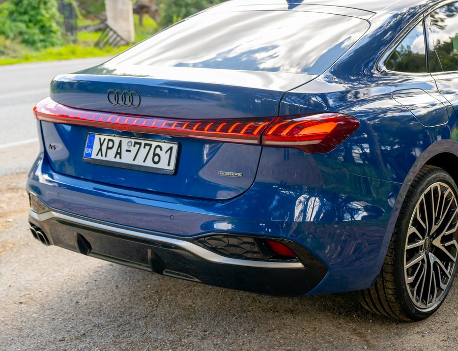 Πώς θα έμοιαζε το Audi A5 αν επέστρεφε ως coupe (photos)