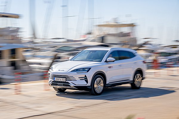 BYD Seal U DM-i: Οι τιμές και εκδόσεις του κορυφαίου σε πωλήσεις PHEV στην Ελλάδα