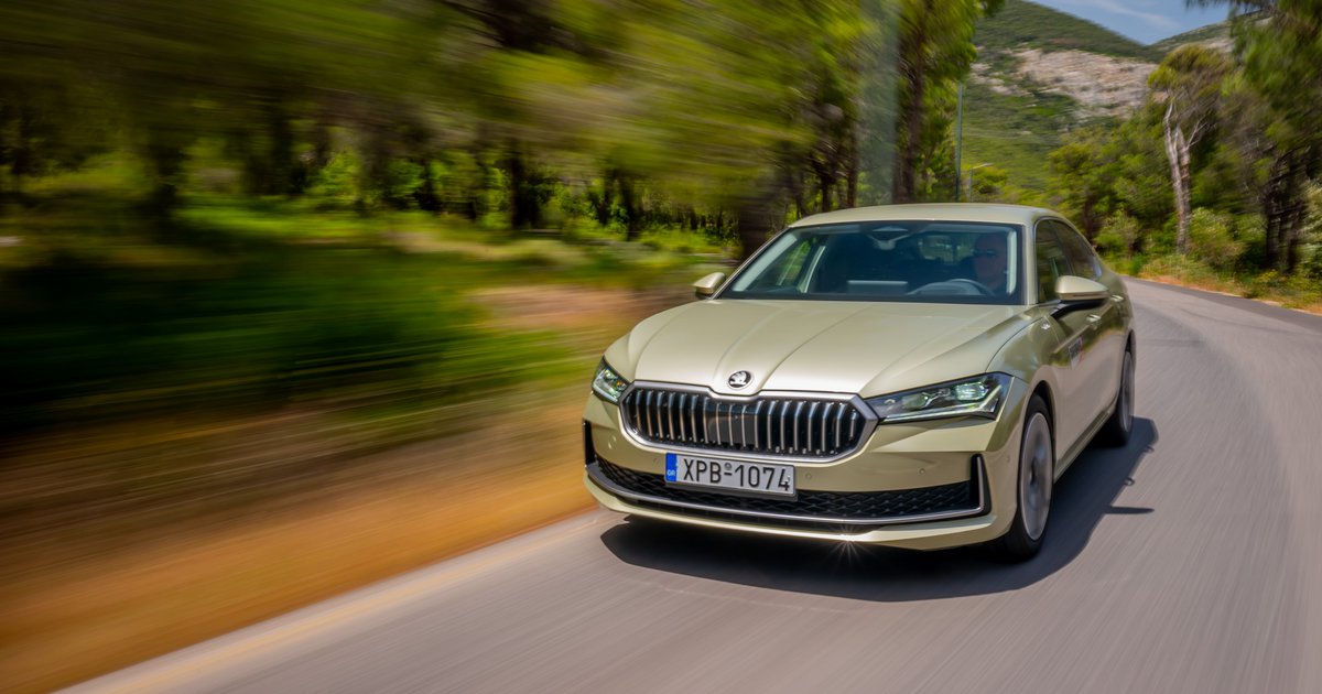 Skoda Superb Laurin&Klement 2.0TDI 150PS. Δοκιμάζουμε την κορυφαία πολυτελή λιμουζίνα