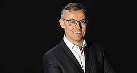 Συνέντευξη με τον Alain Favey: Ο CEO της Peugeot ήρθε στην Ελλάδα και μας μίλησε για όλα!