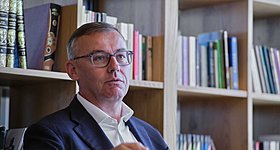 Συνέντευξη με τον Alain Favey: Ο CEO της Peugeot ήρθε στην Ελλάδα και μας μίλησε για όλα!