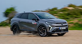 Renault Symbioz E-Tech 160: Δοκιμάζουμε το σοφιστικέ, αποδοτικό και πρακτικό SUV