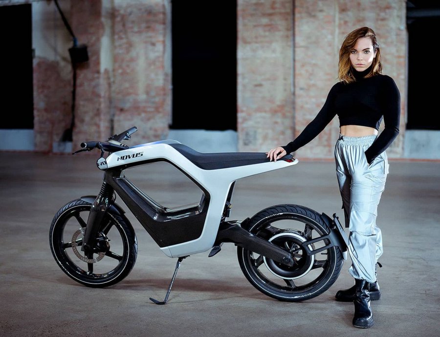 Novus One: Το ηλεκτρικό full carbon 125άρι που δημιουργεί τη δική του κατηγορία