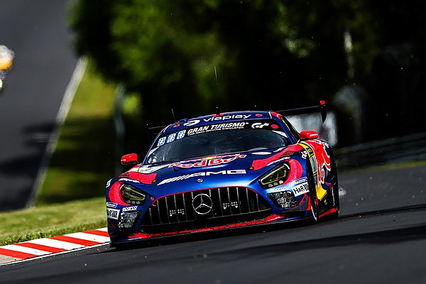 24 ώρες Nurburgring: Πανωλεθρία για την Team Verstappen - Εγκατέλειψε από την πρωτοπορία του αγώνα (video)