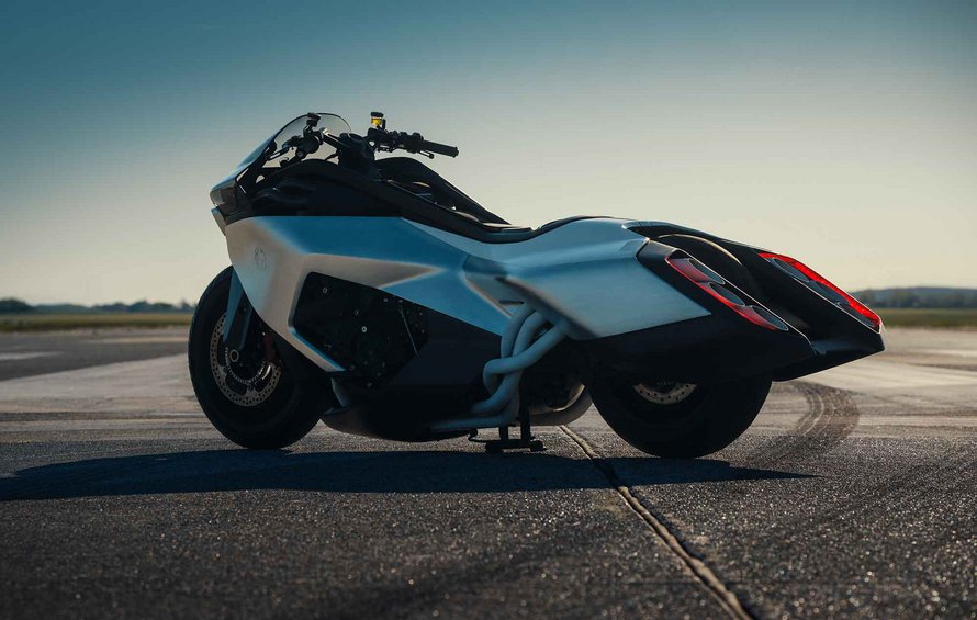 BMW Motorrad Vision K18: Η concept μοτοσυκλέτα που διευρύνει τα όρια σχεδιασμού και απόδοσης (photos)