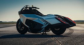 BMW Motorrad Vision K18: Η concept μοτοσυκλέτα που διευρύνει τα όρια σχεδιασμού και απόδοσης (photos)