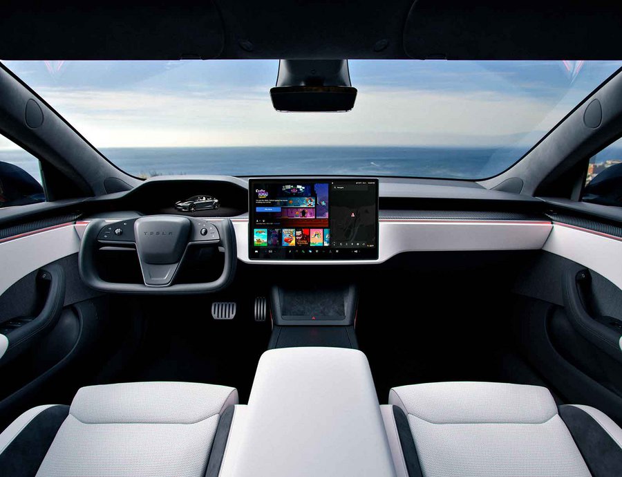Tesla: Τέλος εποχής για δύο ιστορικά μοντέλα στη γκάμα της (photos)