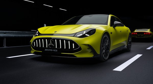Η τετράθυρη Mercedes-AMG GT εγκαταλείπει τον V8 και έρχεται με έως 1.169 PS
