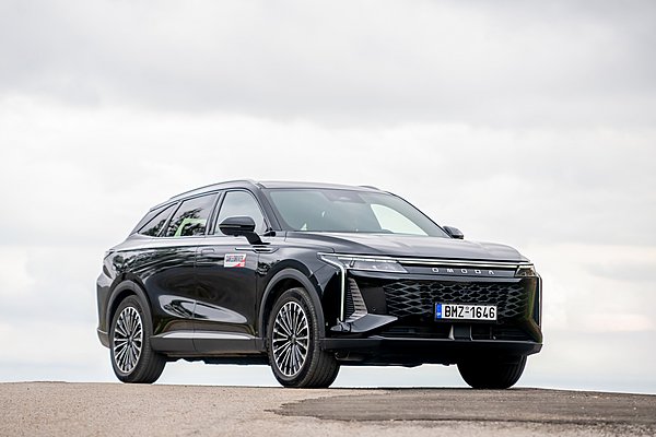 Omoda 9 SHS-P: Το μεγάλο PHEV SUV που κάνει θραύση στις πωλήσεις