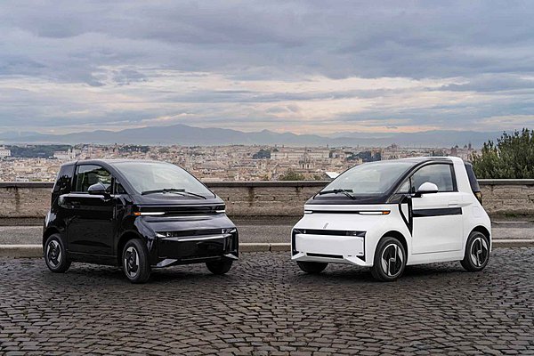 Linktour ALUMI: «Λουκούμι» οι τιμές του νέου ηλεκτρικού microcar στην Ελλάδα (πίνακας)
