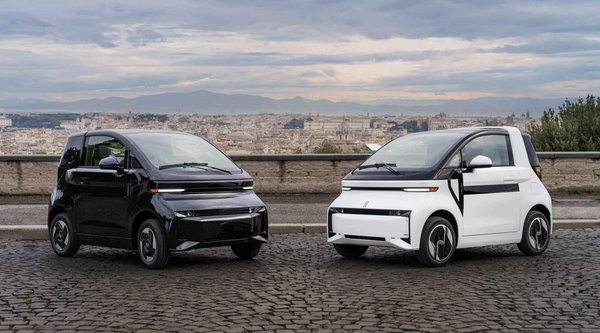 Το Linktour Alumi ήρθε στην Ελλάδα: Με μήκος 2,7 m για να παρκάρει παντού (photos)