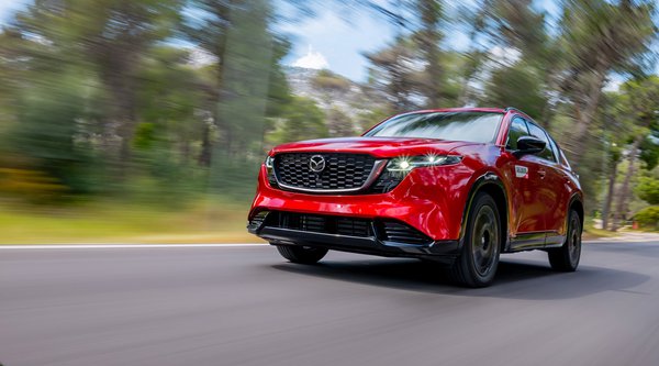 Δοκιμάζουμε το Mazda CX-5 e-Skyactiv G 141 AWD: Με premium και αποδοτικό χαρακτήρα 
