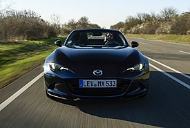 Το νέο χρώμα του Mazda MX-5 είναι «φωτιά» χωρίς να είναι κόκκινο