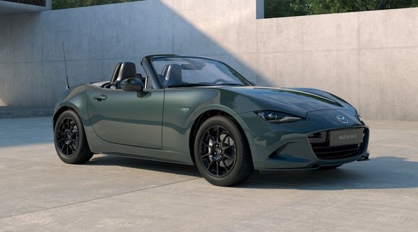 Mazda MX-5: Νέο χρώμα και βελτιώσεις στον κινητήρα για το θρυλικό roadster (photos)