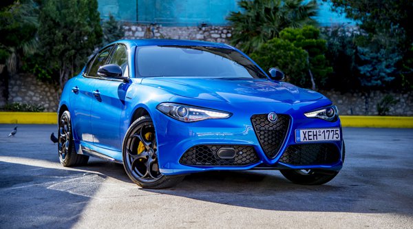 Η πιο «αυθεντική» Alfa Romeo των τελευταίων χρόνων έχει πλέον τιμή-έκπληξη