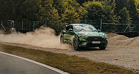 Ford Mustang Mach-E Rally: Κι όμως, ντριφτάρει! (photos)