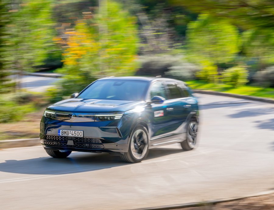 Opel Grandland Electric 213 PS - Δοκιμάζουμε το ευρύχωρο και αποδοτικό γερμανικό SUV