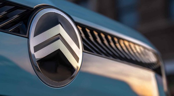 Η Citroen «αλλάζει» ονομασία και γίνεται Sytroen!