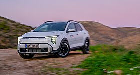 Kia Stonic: Οι τιμές και εκδόσεις του δημοφιλούς B-SUV στην Ελλάδα (πίνακας)