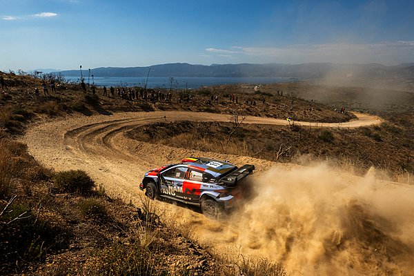ΕΚΟ Ράλλυ Ακρόπολις - SS7: Πρώτος ο Neuville, εγκατέλειψαν Armstrong και Solberg