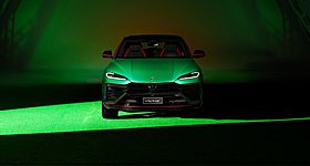 Lamborghini: Παρουσιάζεται η πιο «σκληροπυρηνική» Urus - Όλα όσα γνωρίζουμε (photo)