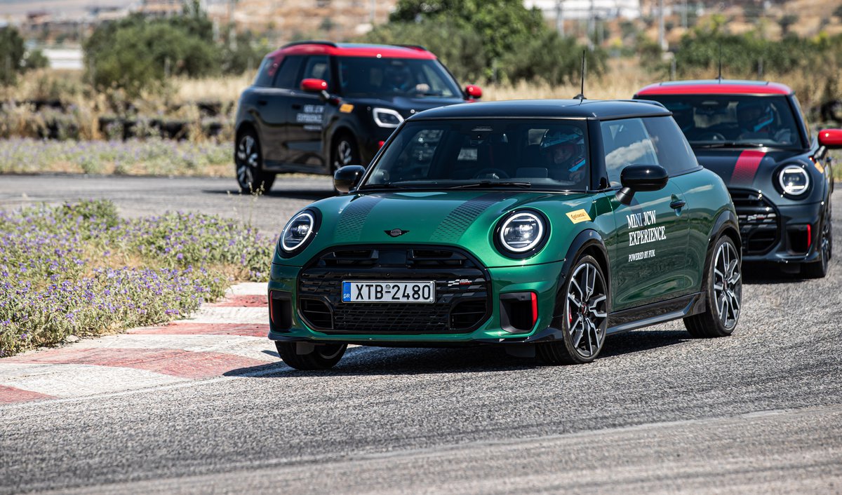 MINI John Cooper Works: Το go-kart feeling αντέχει στην εποχή της ηλεκτροκίνησης;

