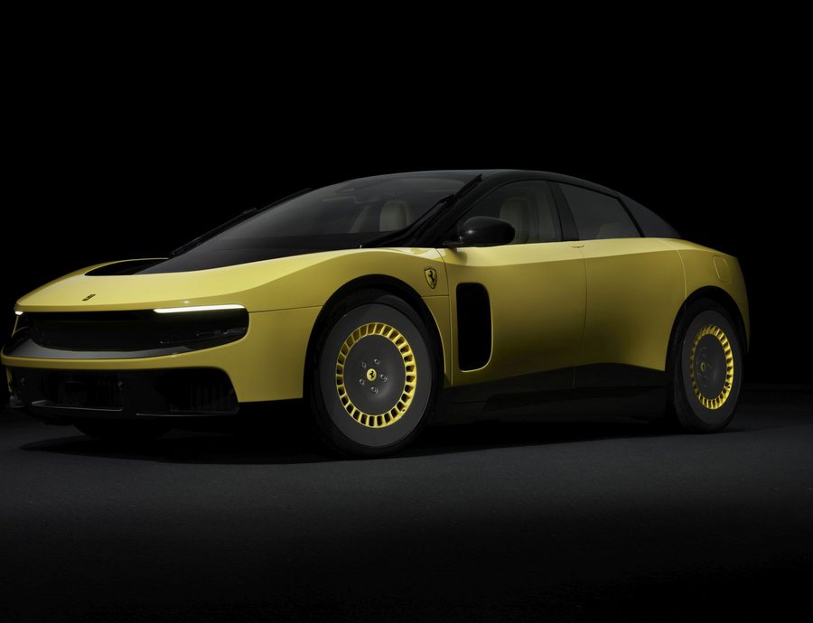 Ξεπουλάει η Ferrari Luce: Έγινε sold out στη μεγαλύτερη αγορά του πλανήτη