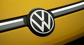 Γιατί οι κλέφτες «αφαιρούν» το σήμα της VW από τη μάσκα των μοντέλων της εδώ και 10 χρόνια