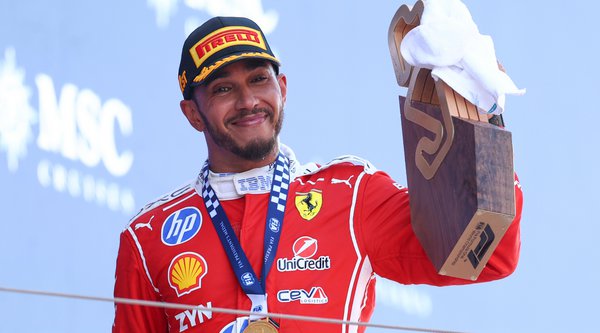 F1: Θέμα χρόνου η ανανέωση του Hamilton στη Ferrari