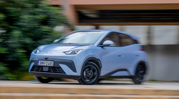 BYD Dolphin Surf Boost 43,2 kWh 89PS: Δοκιμάζουμε το πρώτο σε πωλήσεις EV στην Ελλάδα 