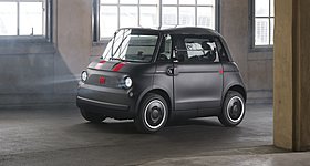FIAT Topolino: Γίνεται Abarth στην εμφάνιση αλλά όχι στις επιδόσεις