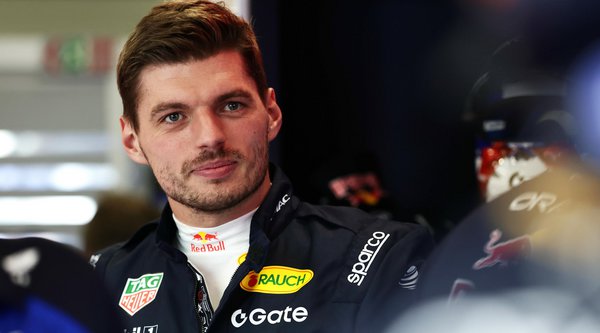 Verstappen: Σε τεντωμένο σχοινί οι σχέσεις με τη Red Bull - Ποια ομάδα τον διεκδικεί