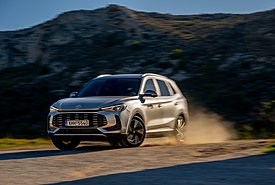 MG ZS MAX: C-SUV με πλούσιο εξοπλισμό, 7 χρόνια εγγύηση και τιμή «λουκούμι»
