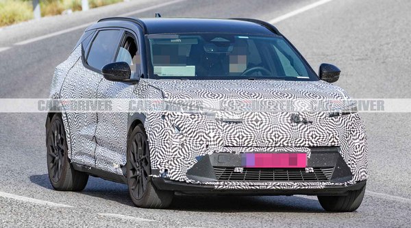 Το νέο Renault Scenic έρχεται ανανεωμένο και πλήρως τεχνολογικό (photos)