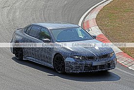 BMW: Η πρώτη ηλεκτρική M3 δοκιμάζεται και αποκαλύπτεται - Πώς θα ονομαστεί (photos)