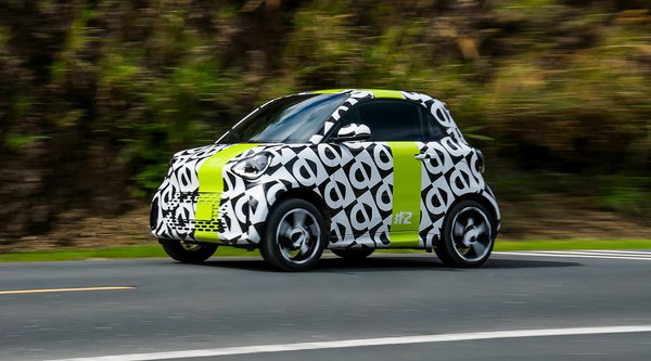 Το νέο smart #2 βγήκε στους δρόμους πριν από τα επίσημα αποκαλυπτήρια (photos)