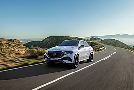Mercedes: Η ανανεωμένη GLE «πάτησε» Ελλάδα - Πόσο κοστίζει η έκδοση AMG των 612 PS (πίνακες)