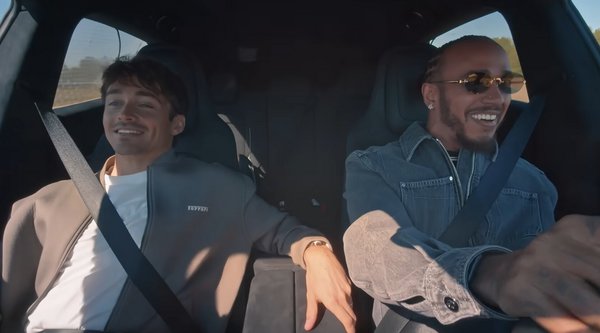 Ηamilton και Leclerc οδήγησαν στο όριο τη Ferrari Luce και ξετρελάθηκαν (video)